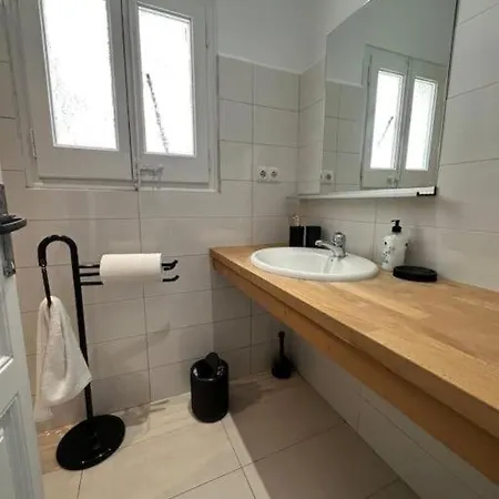 Casa Apartment Vallromanes